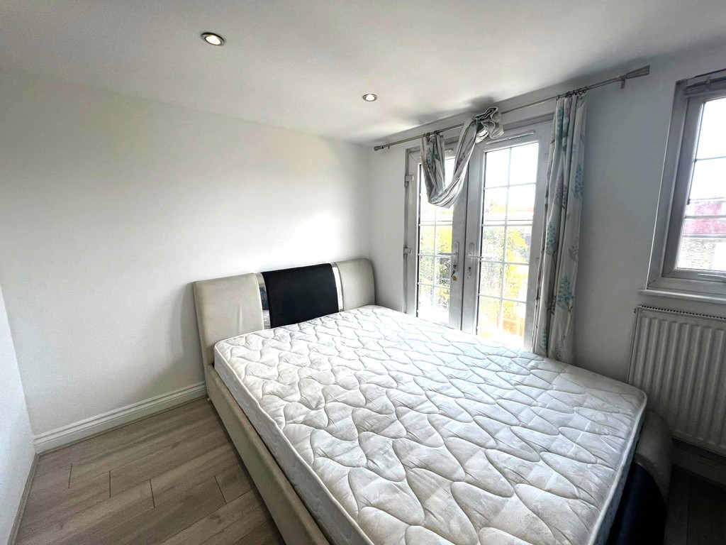 Jedburgh Road, E13 Plaistow